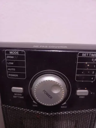 Calefactor Cerámico Negro y Plateado