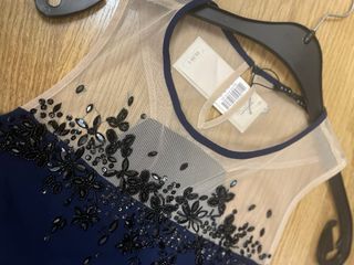 Vestido Tintoretto azul con pedrería