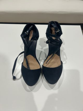 Sandalias Stradivarius Azul marino Talla 38