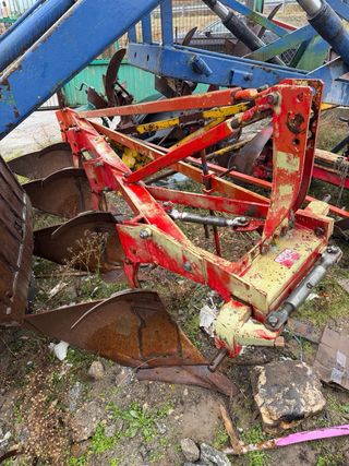 Vertedera 4 cuerpos fija