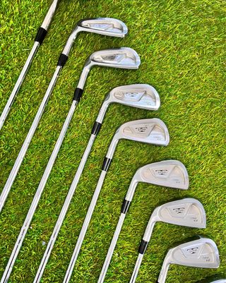 Set de Palos de Golf MIZUNO ZURDO