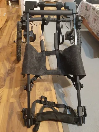 Silla de ruedas para perro ajustable