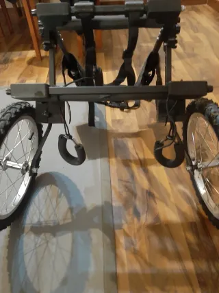 Silla de ruedas para perro ajustable