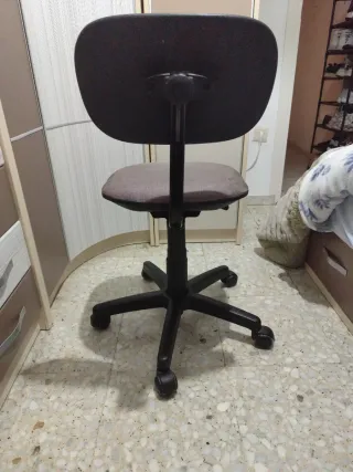 Silla de oficina negra/gris