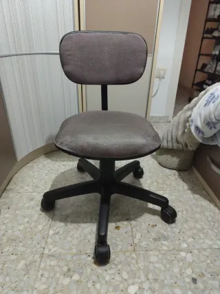 Silla de oficina negra/gris