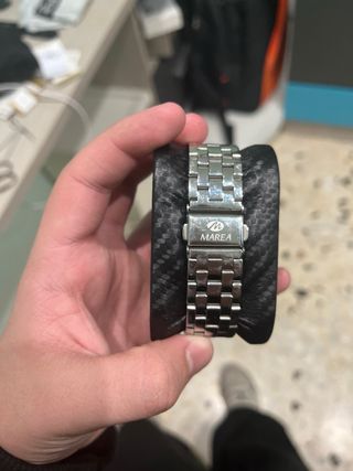 Reloj Marea plateado con esfera verde