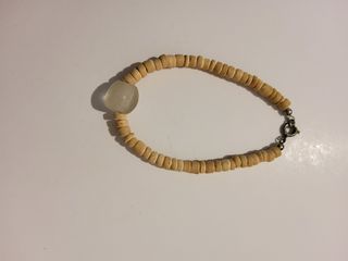 Bracciale con perla centrale
