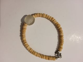 Bracciale con perla centrale