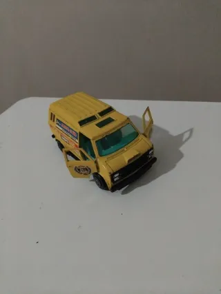 Furgoneta Guisval Chevi Van Moto Club