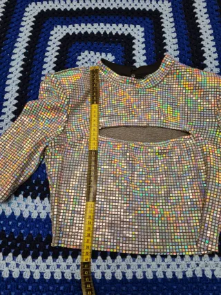 Top Bershka Cut Out Holográfico Plata