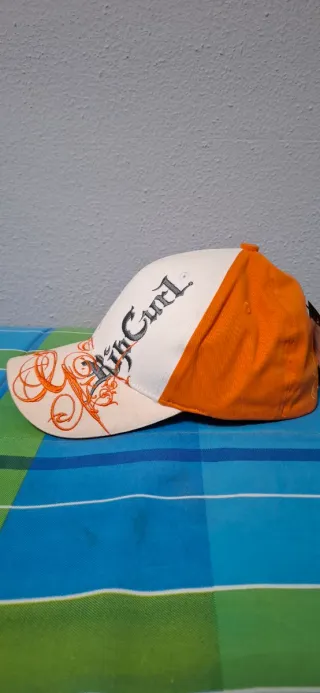 Gorra Rip Curl Naranja y Blanca