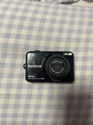 Cámara Digital Fujifilm FinePix L50