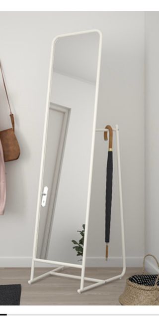 Specchio da terra bianco in perfetto stato