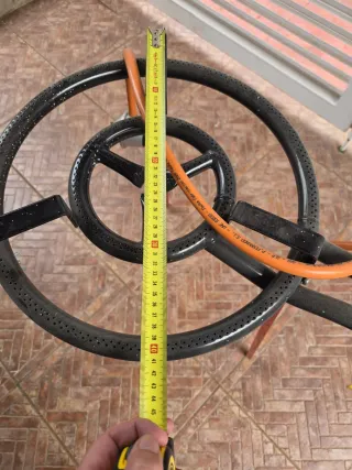 Paellero Gas Butano Negro y Rojo