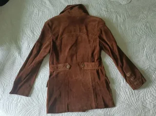 Abrigo de piel marrón talla M