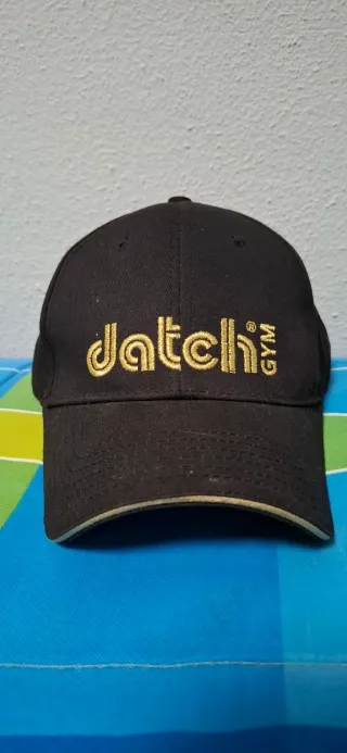 Gorra Datch Gym Negra y Dorada