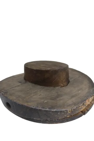 Molde centenário para chapéus