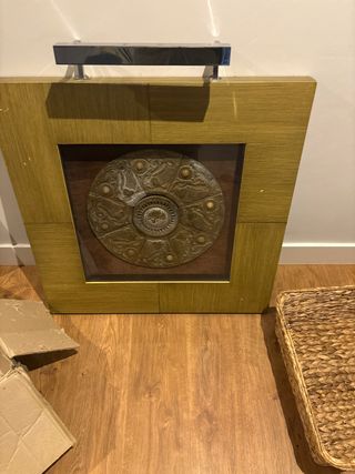 Quadro decorativo in legno e metallo