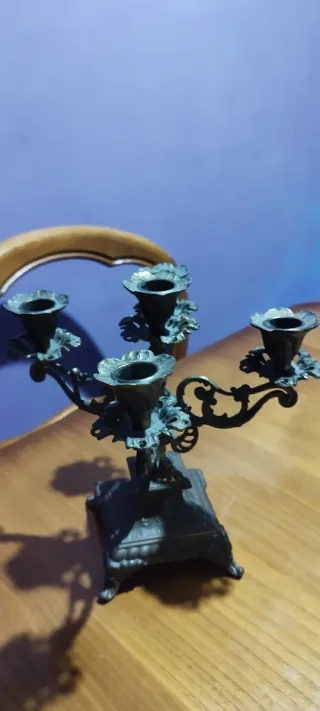 Candelabro a 5 bracci in metallo