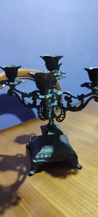 Candelabro a 5 bracci in metallo