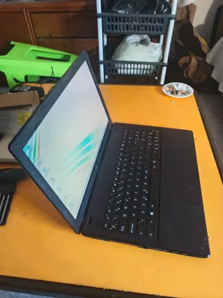 Portátil como nuevo Asus de 15,6 pulgadas perfecto