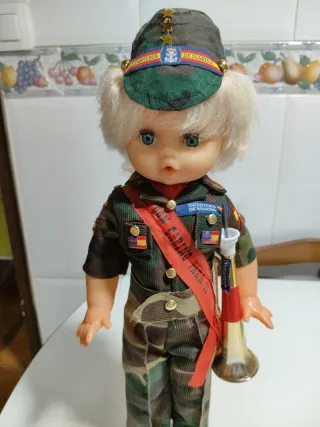 Muñeca funcionando militar mili ejercito