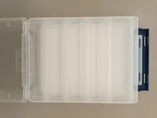 Meiho Reversible 140 scatola porta artificiali