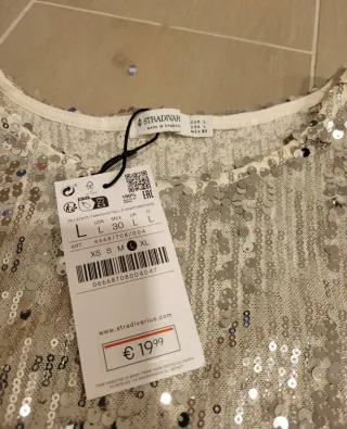 Blusa Stradivarius lentejuelas Talla L