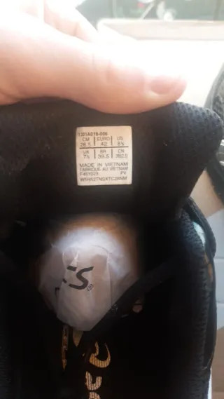 Asics Gel Kayano 14 Negro/Plata