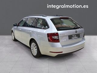 Skoda Octavia Combi 1.6 TDI CR 85KW (115CV) Ambition