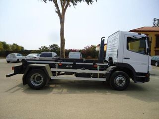 Mercedes ATEGO 13 23-CAMIONES GRUA