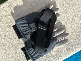 Gafas y guantes de nieve