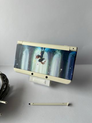 Nuovo Nintendo 3DS Bianca + Banco Pokémon