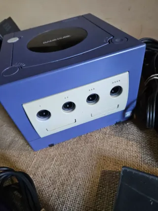 Nintendo GameCube Roxo + Mortal Kombat