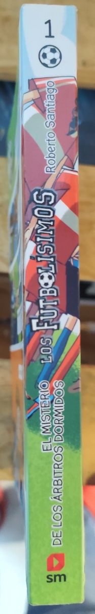 Los futbolísimos.El misterio de los árbitros dorm