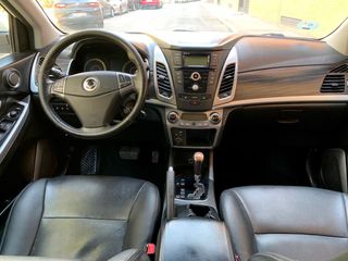 SsangYong Korando 2016 pegatina C