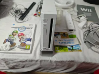 Nintendo Wii con Mario Kart e Wii Sports