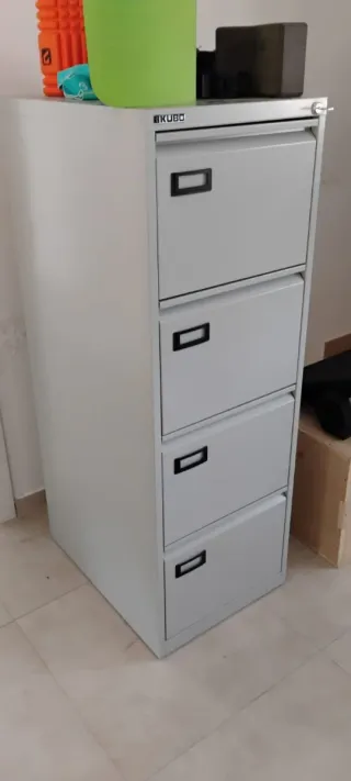 Schedario metallo KUBO grigio 4 cassetti