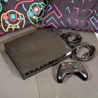 Xbox One X Completa Negra