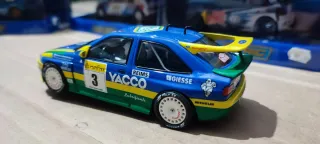 Ford Escort RS Cosworth Yacco Scalextric