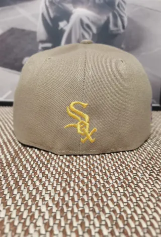 Gorra New Era 59Fifty Beige Bordada Talla 7.1/4