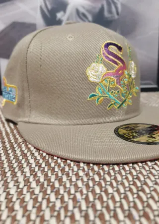 Gorra New Era 59Fifty Beige Bordada Talla 7.1/4