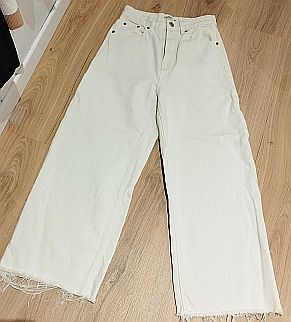 Vaqueros blancos anchos