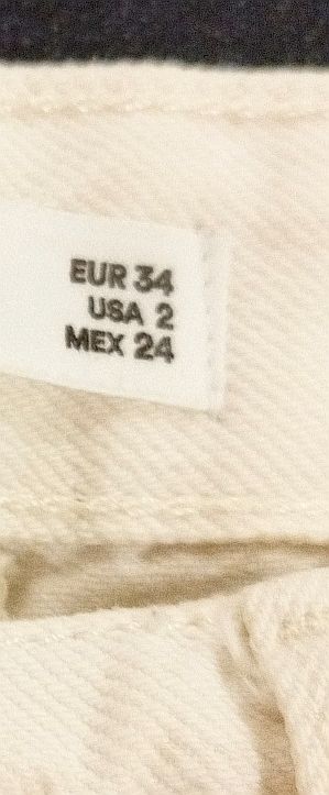 Vaqueros blancos anchos