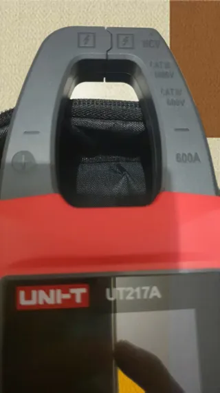 UNI-T UT217A Multímetro Pinza Bluetooth