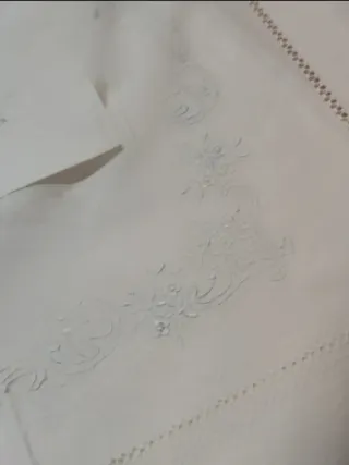 Lenzuola matrimoniali antiche ricamate a mano