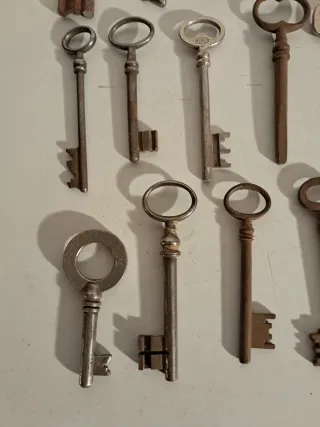 Lotto 40 Chiavi Vintage Antiche
