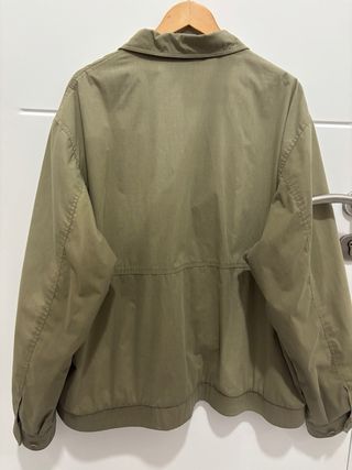Chaqueta verde oliva