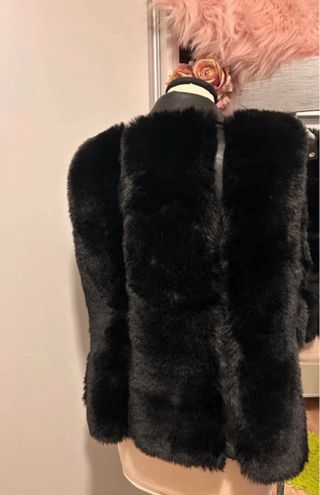 Colete Pele Sintética e Pele Faux Preto T M