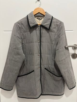 Chaqueta acolchada gris